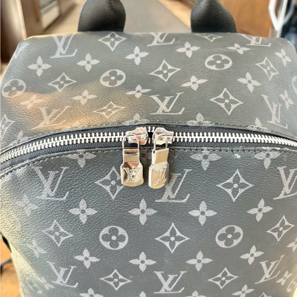 LV MICHEAL GRAPHITE BACKPACK - Picture 4 of 6